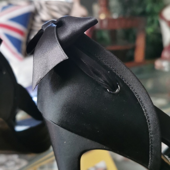 Beverly Feldman - Picture 5 of 6